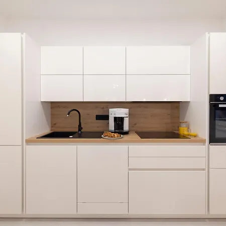 Prestige Apartment *