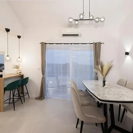 Apartment Prestige